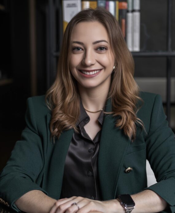 renata-almada-andrade-iasbik